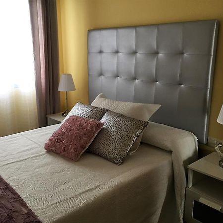 Apartamentos Acevedo Centro I รอนดา ภายนอก รูปภาพ