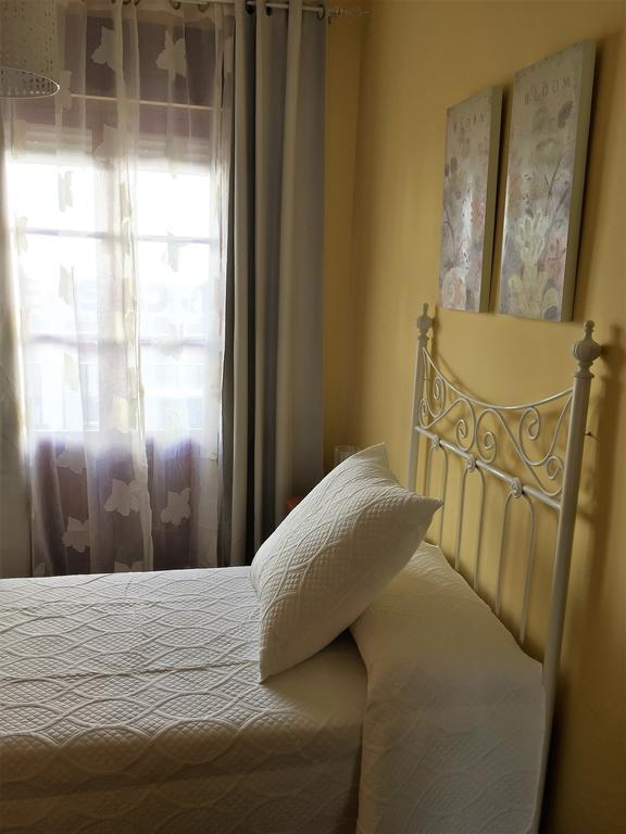 Apartamentos Acevedo Centro I รอนดา ภายนอก รูปภาพ